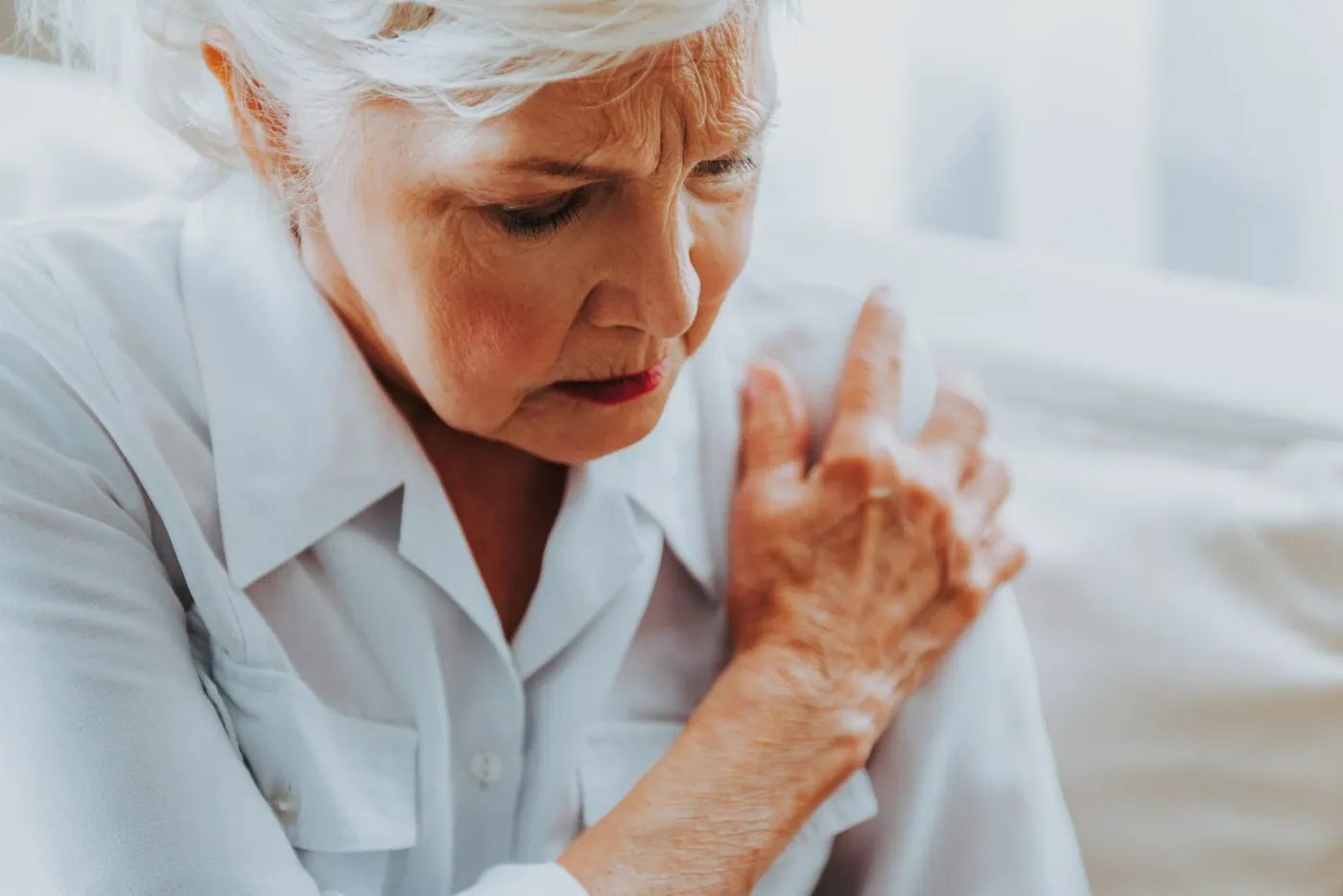 Breaking the ice chiropractic care and frozen shoulder relie